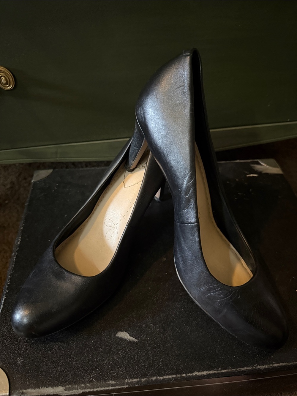 Clarks Black Leather Women’s Court Heels